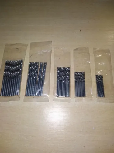 50 brocas bem finas wpp:43. *