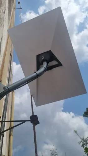 SUPORTE ARTICULADO PARA ANTENA STARLINK 3° GERAÇÃO: PAREDE, LAJE E TELHADO 