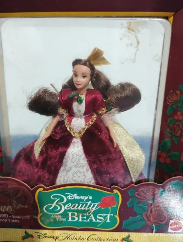 Boneca Disney Beauty and the Beast Holiday Collection