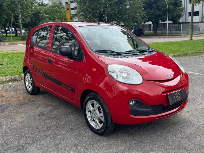 QQ 1.0 ACT 2019 (Revisado + Pneus & Bateria Novos)