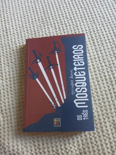 Os Três Mosqueteiros - Alexandre Dumas