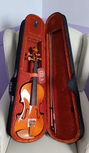Violino 4/4 NOVO HOFMA BY EAGLE + ARCO + BREU + MALETA LUXO