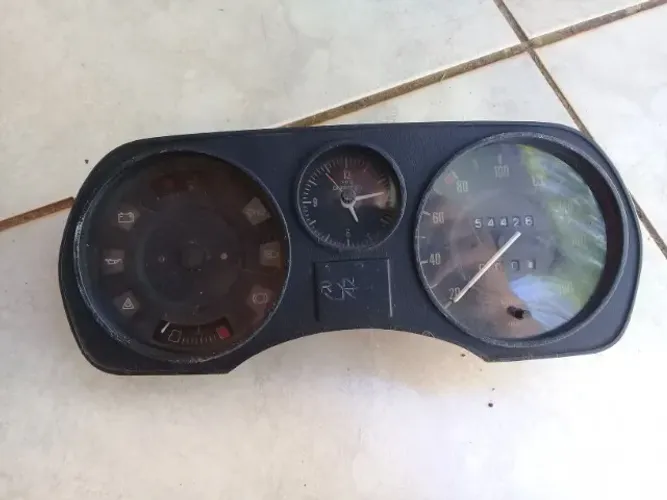 Painel instrumentos VW Passat.