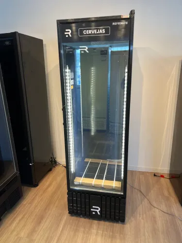 Cervejeira expositora 570L Refrimate chega a -7.5c