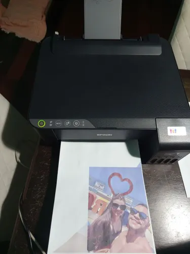 Impressora L 1250, pouco uso, já com tinta sublimatico Genises, tanques quase cheios.