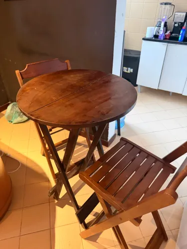 Mesa alta madeira maciça