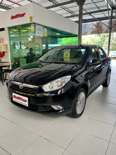 Fiat Grand Siena Essence 1.6 Flex 16V 2016