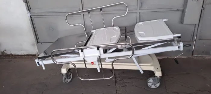 Cama hospitalar 3 Manivelas