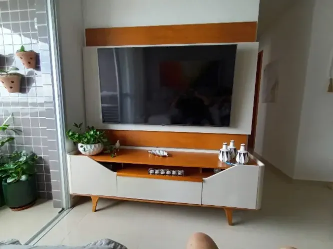 Vendo rak com painel semi novo