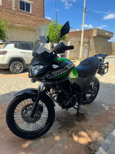 VENDO KAWASAKI VERSYS-X 300 