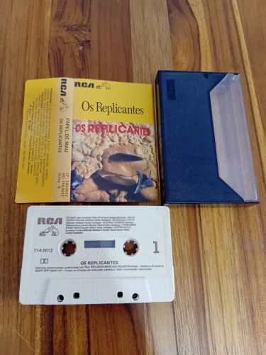 Fita K7 Os Replicantes - Papel de Mau. Lancem 1988. Em bom estado.