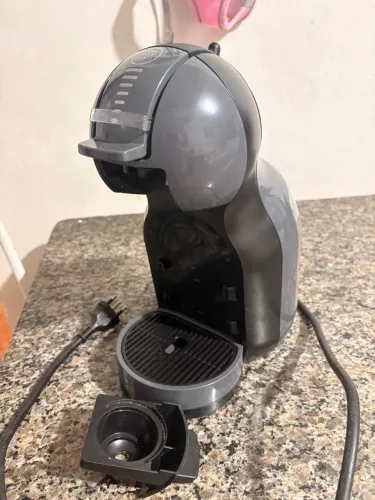 Cafeteira Mini Me Dolce Gusto