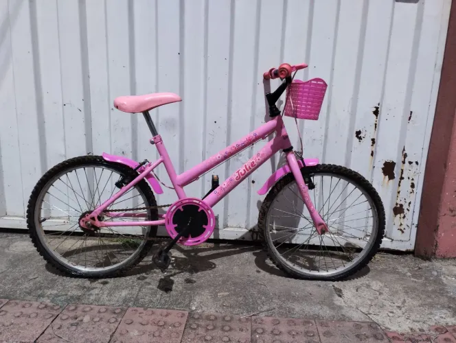 Bicicleta aro 20 semi-nova