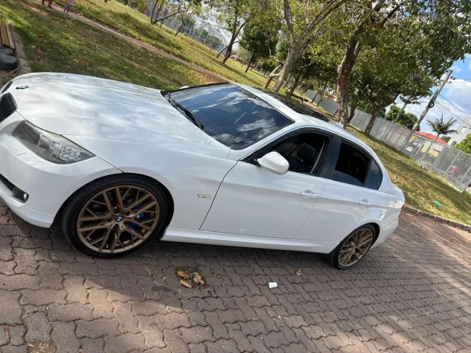 BMW 325I A 2011