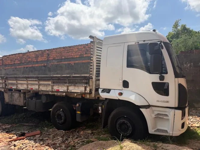 Caminhão Ford Cargo 2429 L R$ 250 mil