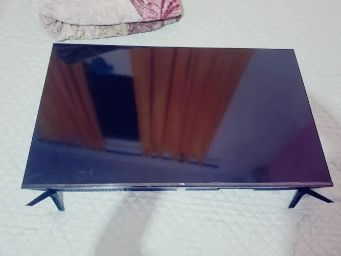 Vendo tv smart 43 polegadas em perfeito estado