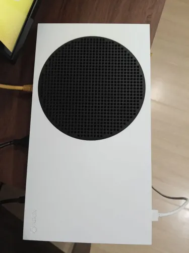 Vendo ou troco Xbox séries S na troca PC completo para renda 2mil