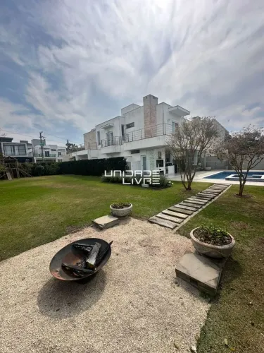 Excelente Terreno de 360m2 plano no condomínio Aruã Eco park