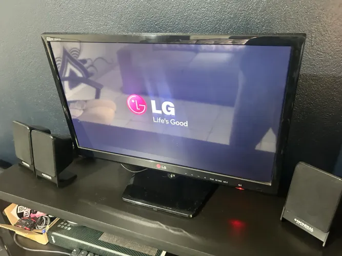 TV monitor LG 22 polegadas 