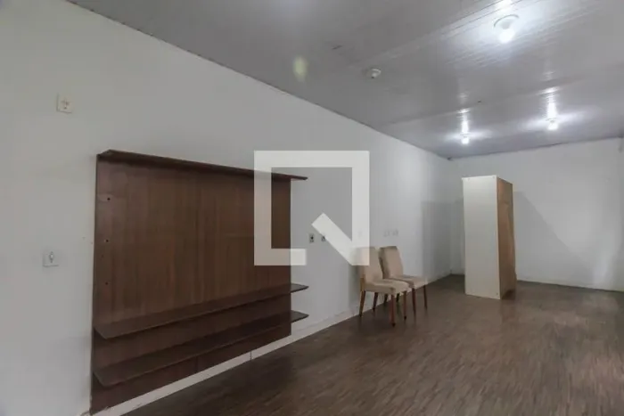 Casa à Venda - Sapopemba, 7 Quartos, 300 m2