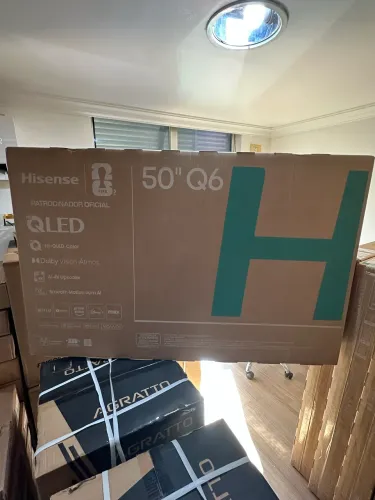 Smart TV HISENSE QLED Q6 50 Polegadas Nova