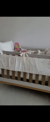 Berco de bebê completo (berço que vira caminha, colchão e colchão antirefluxo)