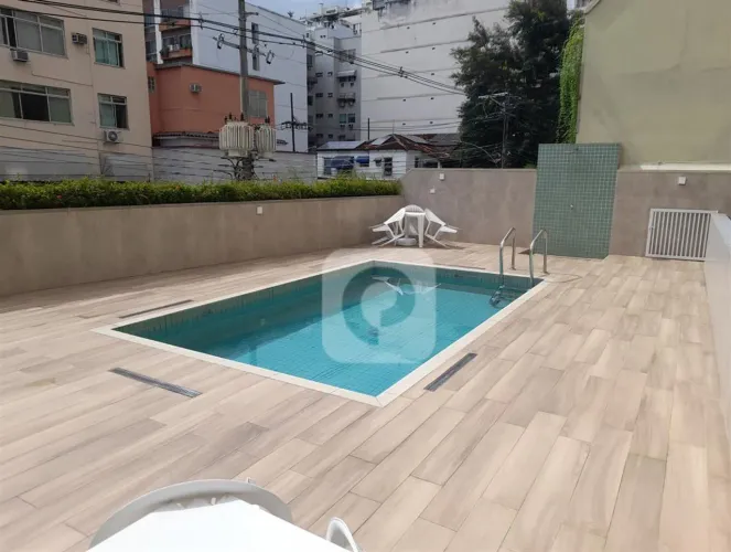 Apartamento de 2 Quartos com vaga , porteiro 24 horas e piscina, ao lado do Metro e Shoppi