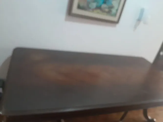 mesa de madeira maciça