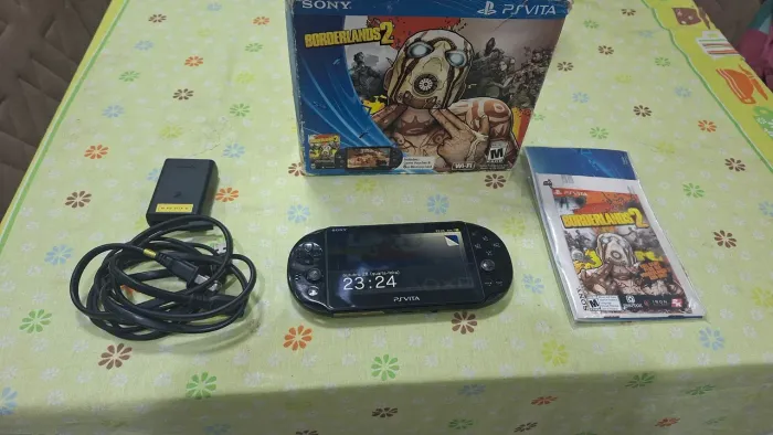 Ps vita slim 64gb DESBLOQUEADO