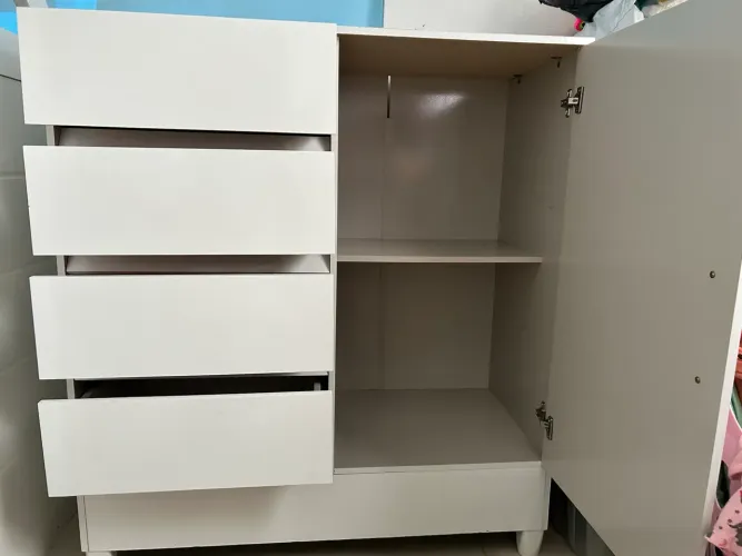 CÔMODA