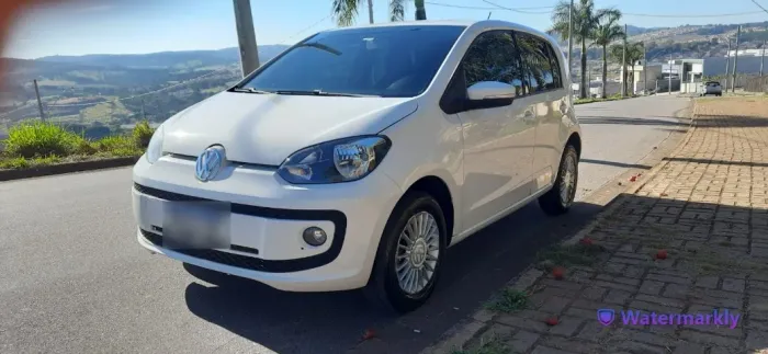Volkswagen Up! Move 1.0 TSI Total Flex 12V 5P 2016