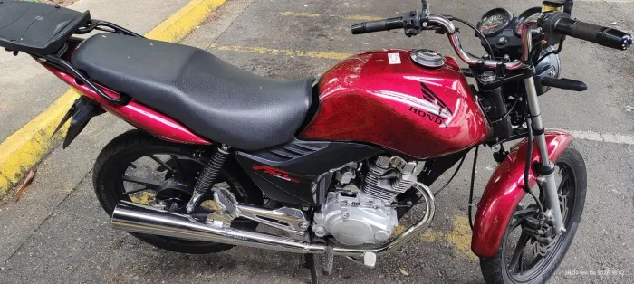 Vendo fan 125 ES 2011 personalizada