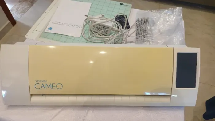Plotter de Corte - Silhouette Cameo 2 (Usada)