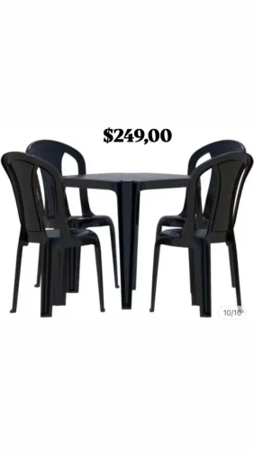 Mesa plástica 