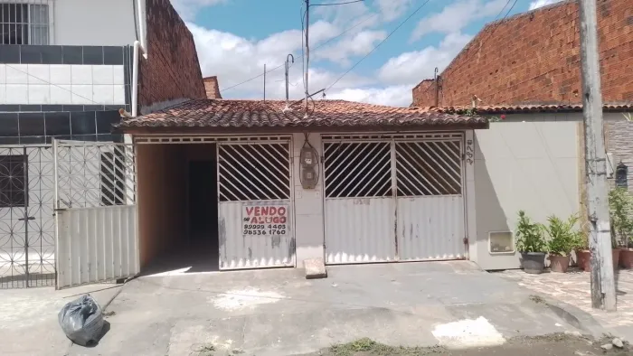 Vende-se 2 casas situado na Rua: 3 casa:281 casa 387 parque Santana