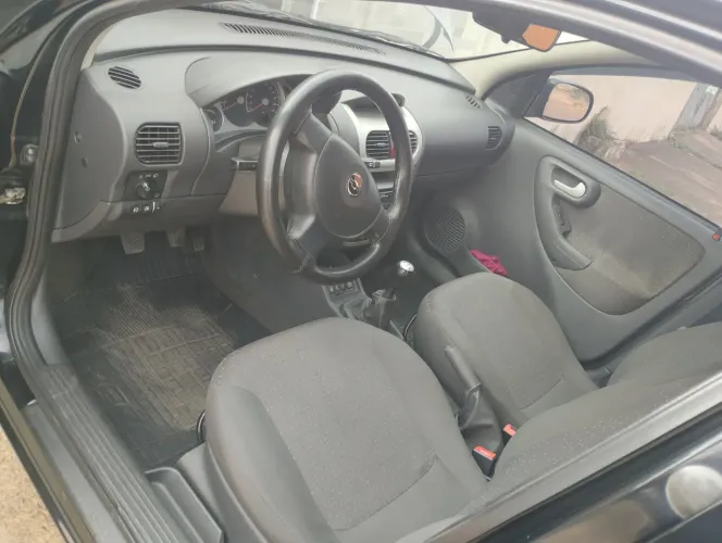 Chevrolet Corsa Sed. Premium 1.4 8V Econoflex 4P 2011