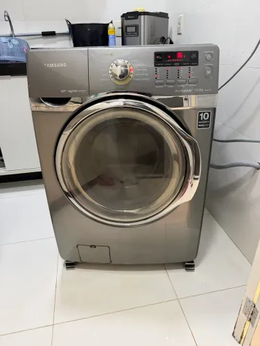 Máquina de lavar roupa