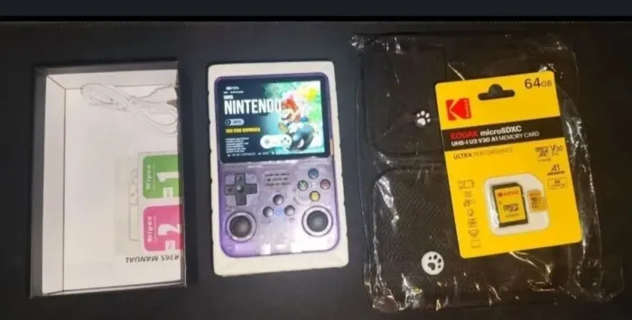 Novo - Console Portátil R36S Roxo - cartão KODAK 64GB com sistema atualizado + Acessórios