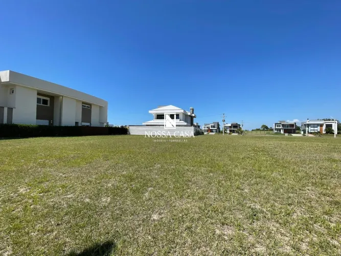 Terreno no Condomínio Ocean Side em Itapeva Torres/RS