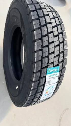 PNEU 275/80R22,5 JINYU BORRACHUDO