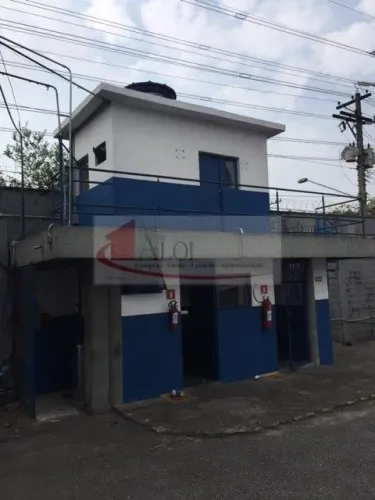 GALPÃO LOCAÇÃO; FORA DA ZONA DE RESTRIÇÃO DE CIRCULAÇÃO DE CAMINHÕES ÁREA DE 6.670 m² e co
