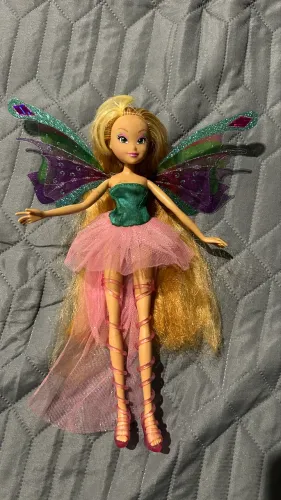 boneca flora winx