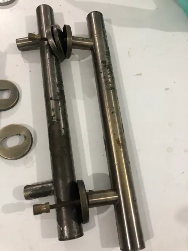 Kit de fechaduras e puxadores