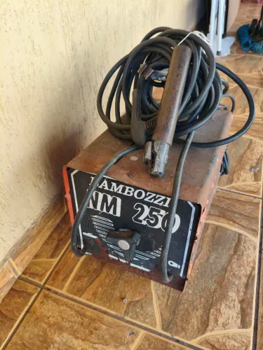 Máquina de solda