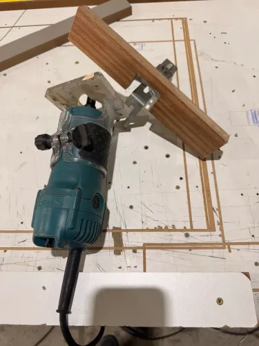 Tupia makita