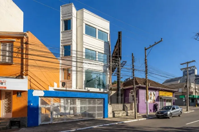 Prédio Comercial com 300m² de área privativa