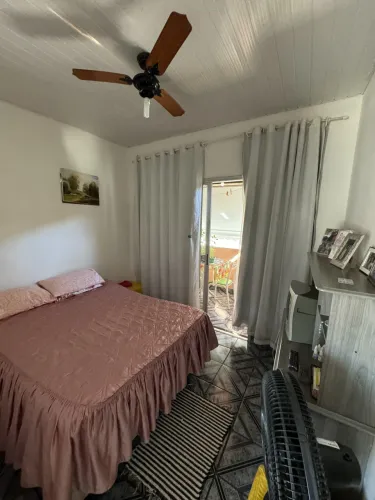 Apartamento 2qts, copa, cozinha, varanda e area de serviço todo reformado. Oportunidade