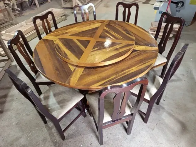 Mesa de jantar redonda 