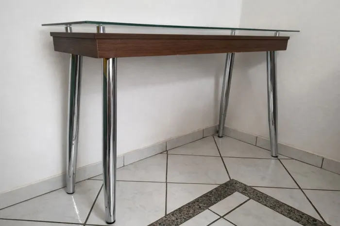 Aparador mdf e vidro