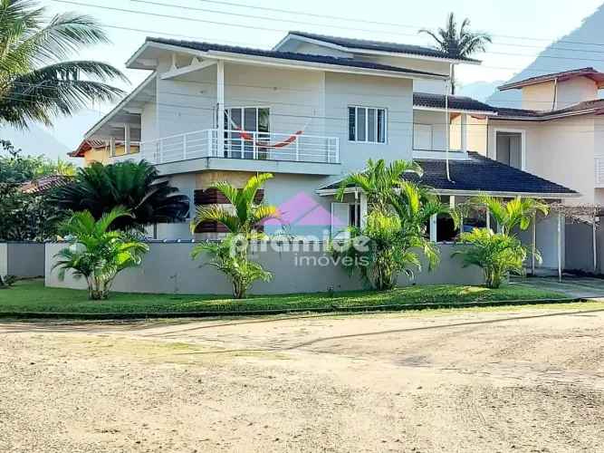 Casa com 4 dormitórios à venda, 290 m² por R$ 1.500.000,00 - Tabatinga - Caraguatatuba/SP